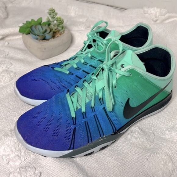 Nike Women's Free Tr 6 Spectrum Fitness Shoes Size 9.5 - Picture 1 of 10